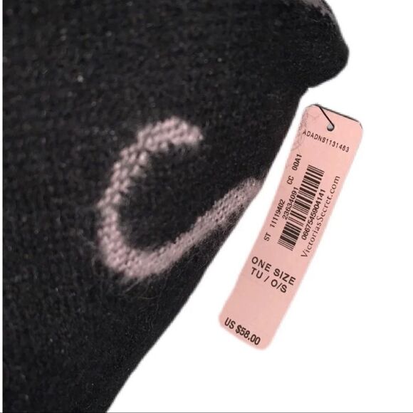 Victoria’s Secret Limited Edition Heart Victorias Secret Print Cozy Trow Blanket - Picture 4 of 4